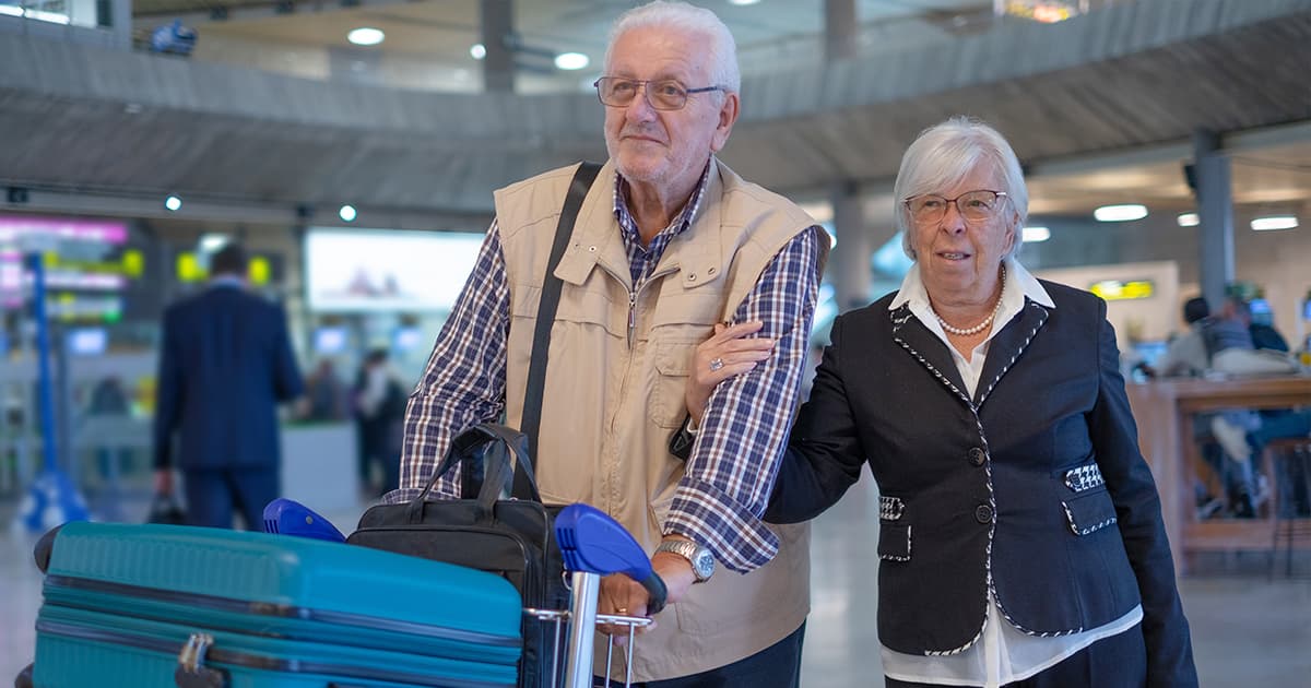Tips for Elderly Seniors to Travel Safely